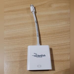 Rocketfish RF-AP307 Mini DisplayPort to VGA Adapter